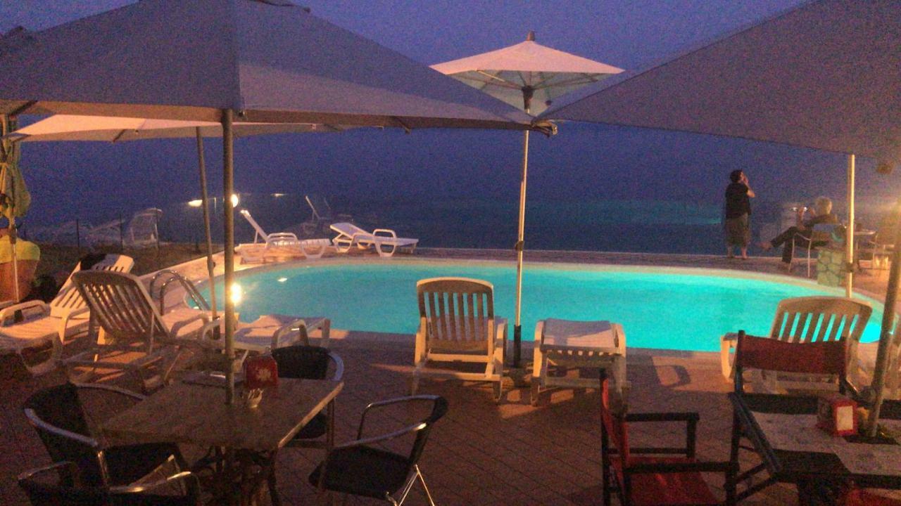 Casa Elvira Bed & Breakfast Isola Di Capo Rizzuto Exterior photo